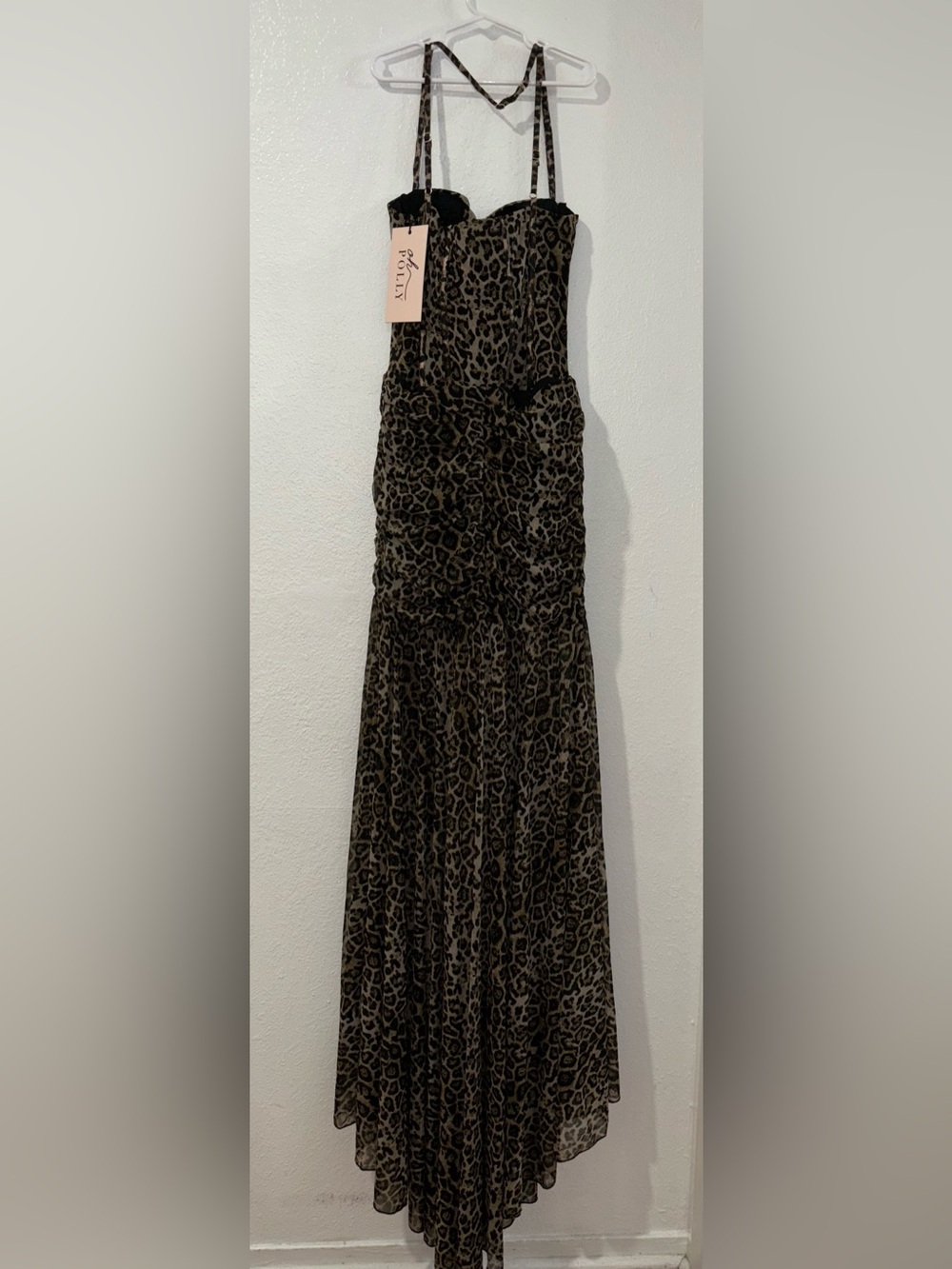 Oh Polly Ruched Asymmetric Corset Gown in Leopard Print - Picture 6 of 10